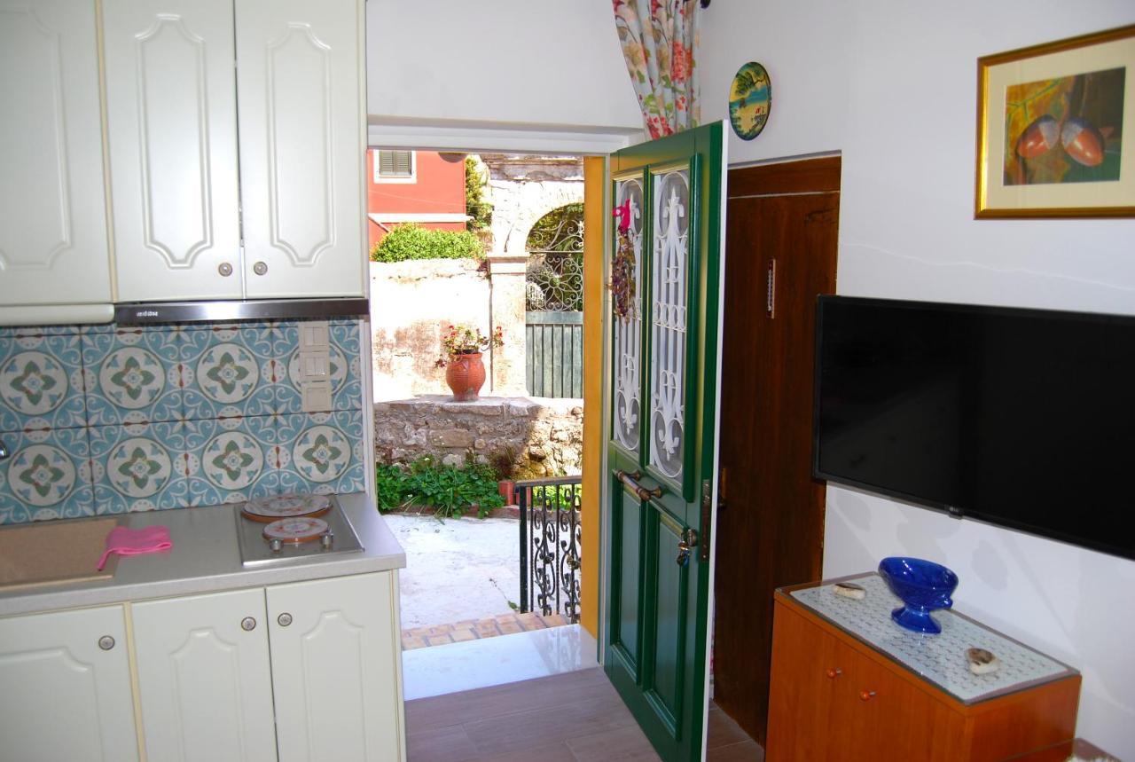 Yangos Traditional Home Kouramádes Buitenkant foto